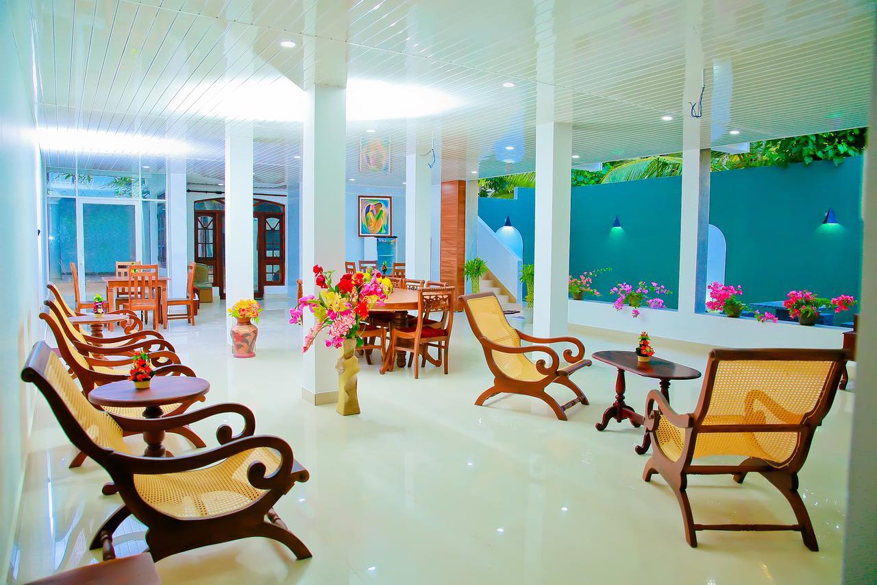 Prince Beach Hotel Bentota Exterior foto